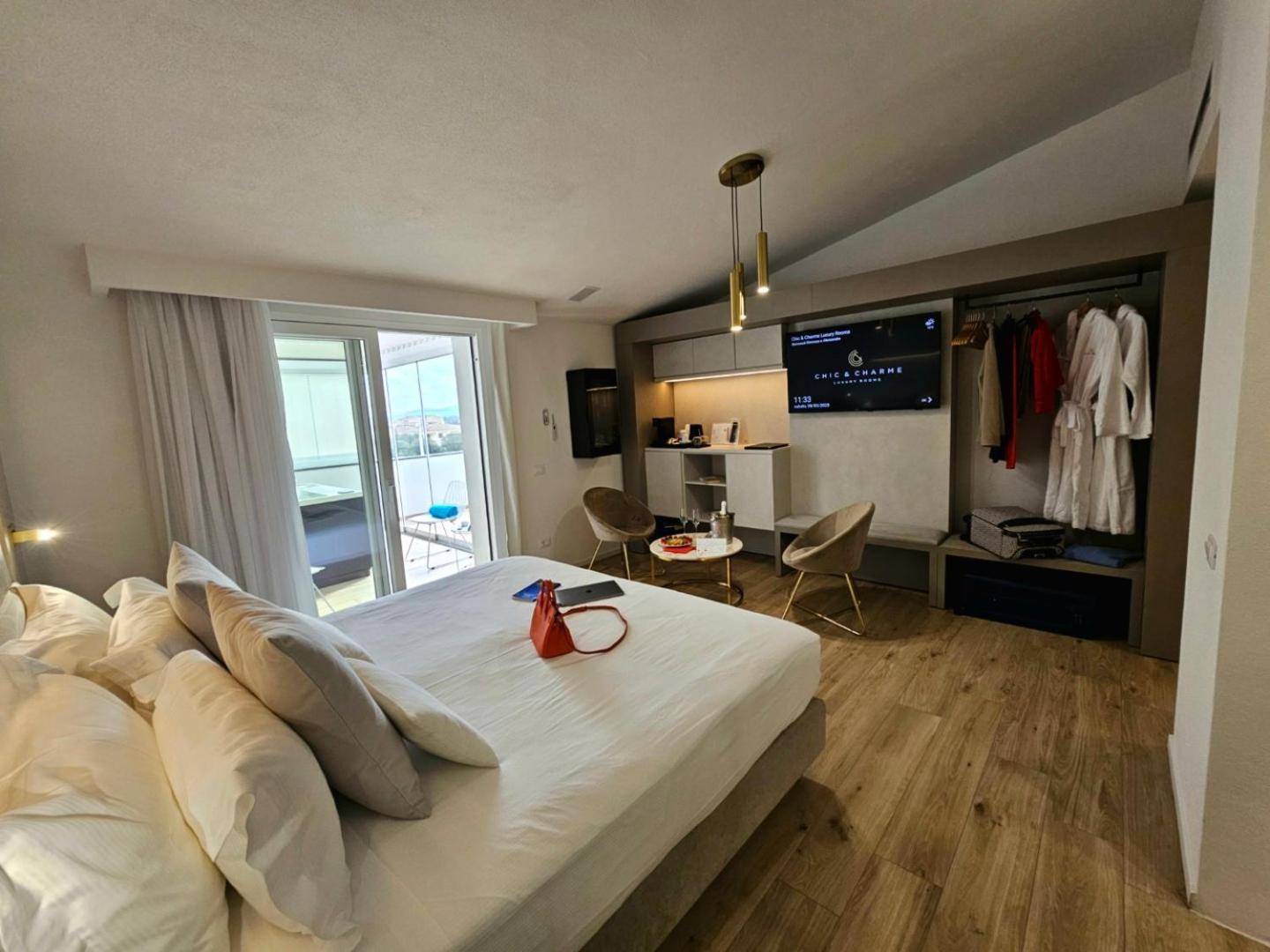 Chic & Charme Luxury Rooms Olbia Exterior foto