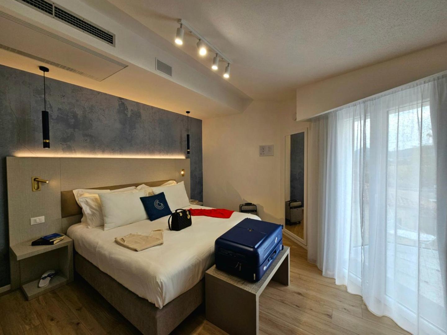 Chic & Charme Luxury Rooms Olbia Exterior foto